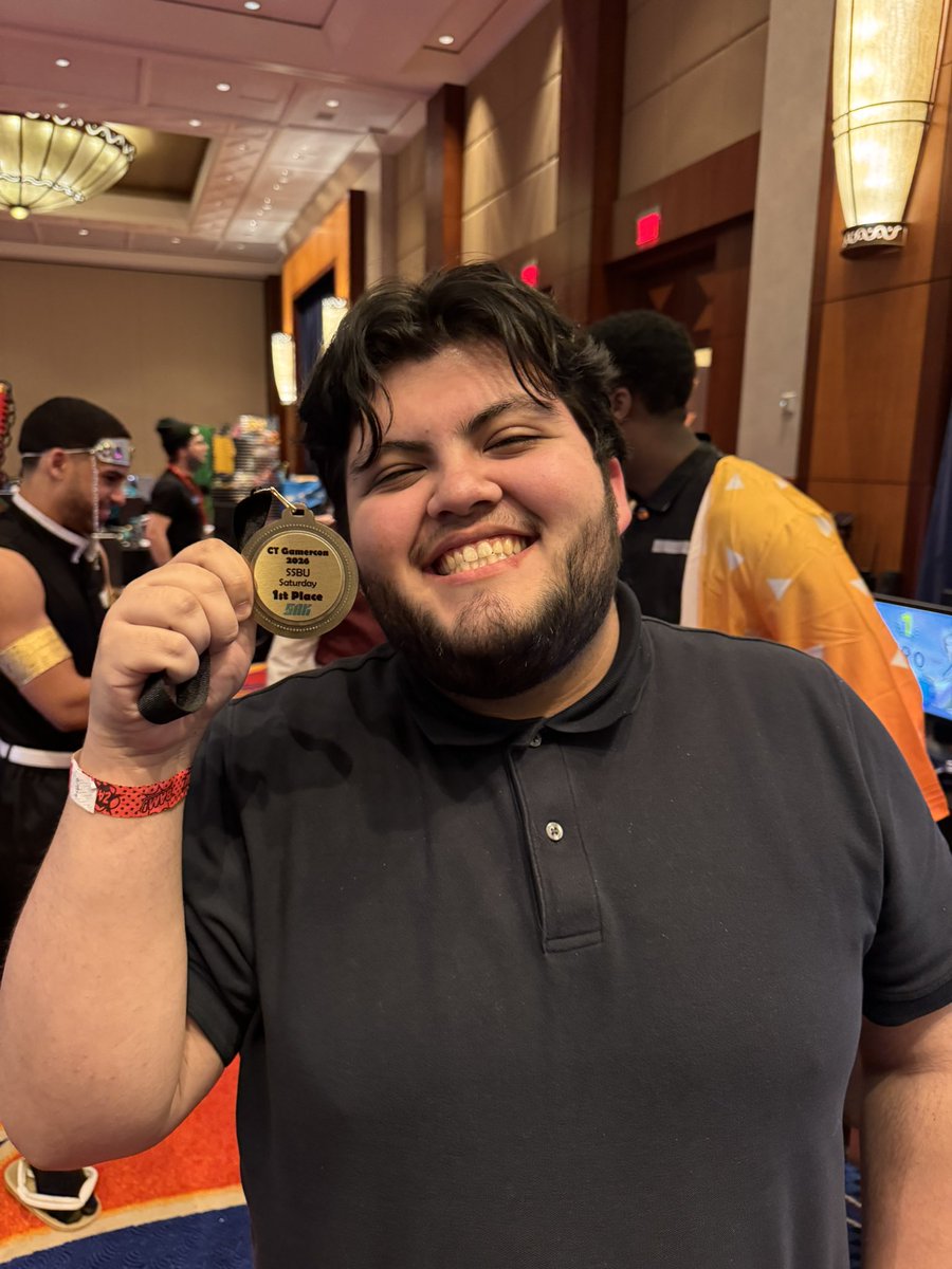 Abey ⚡️ tweet media