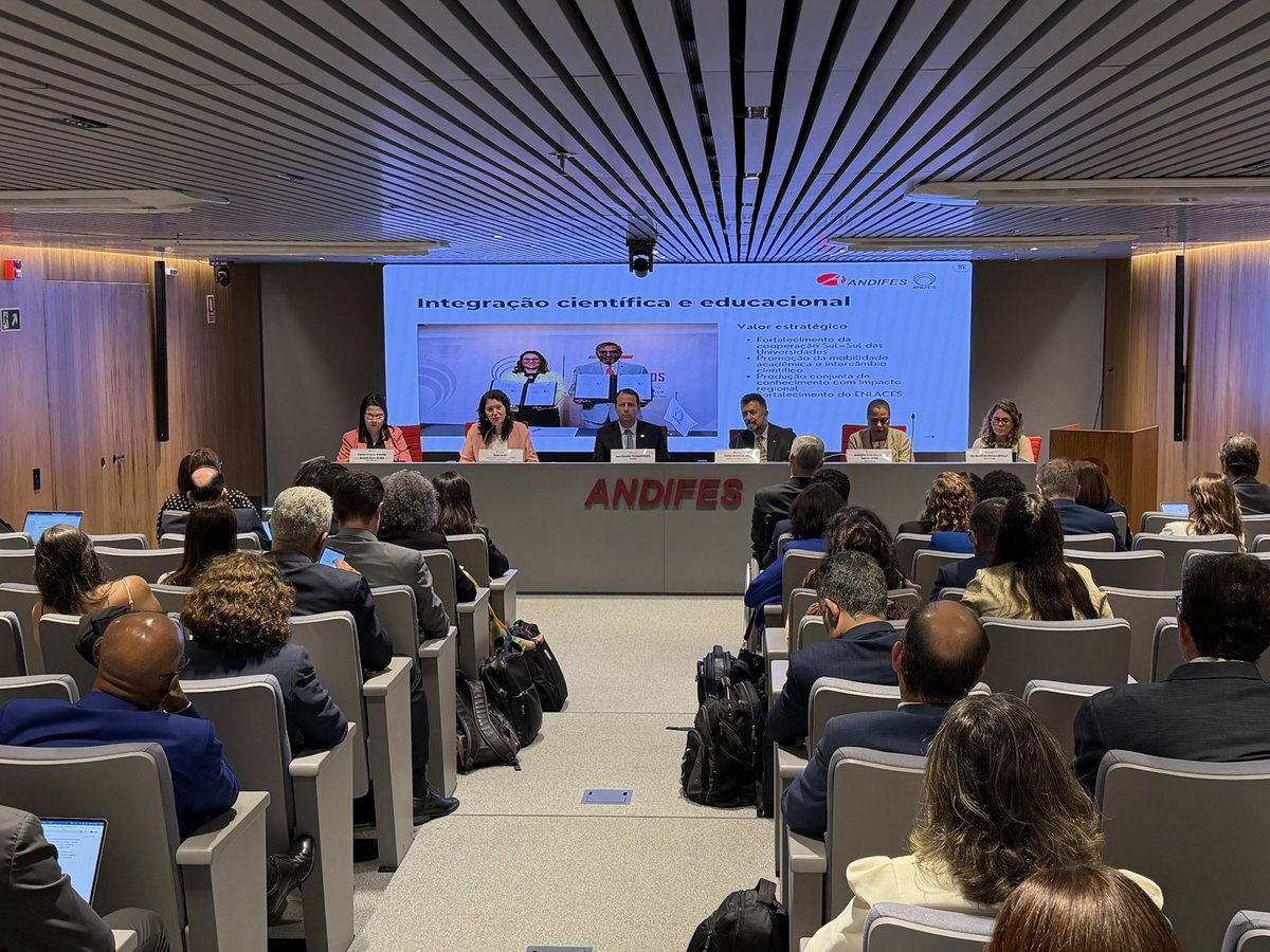 Carlos García de Alba tweet media