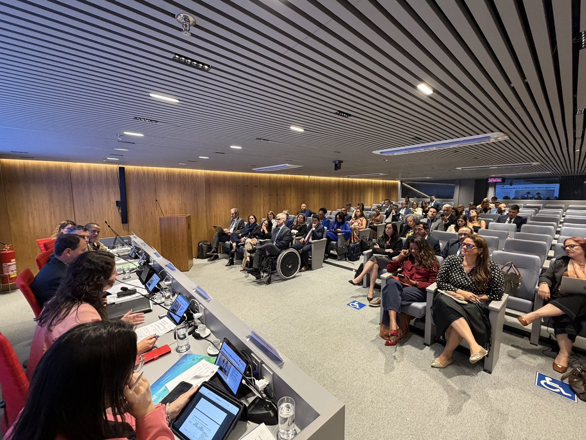 Carlos García de Alba tweet media