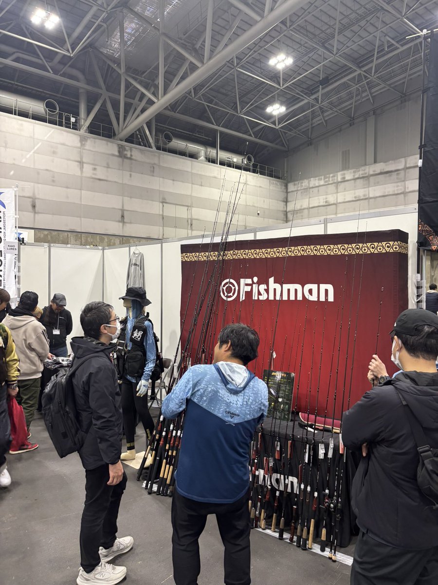 mohi_uoou's tweet photo. 今日もキープキャストFishmanブース賑やかです🤗
ロッドは触らないとわからないですよね☺️
この機会に是非お待ちしてます！
#Fishman
#Keepcast https://t.co/hGOSOIGhSm