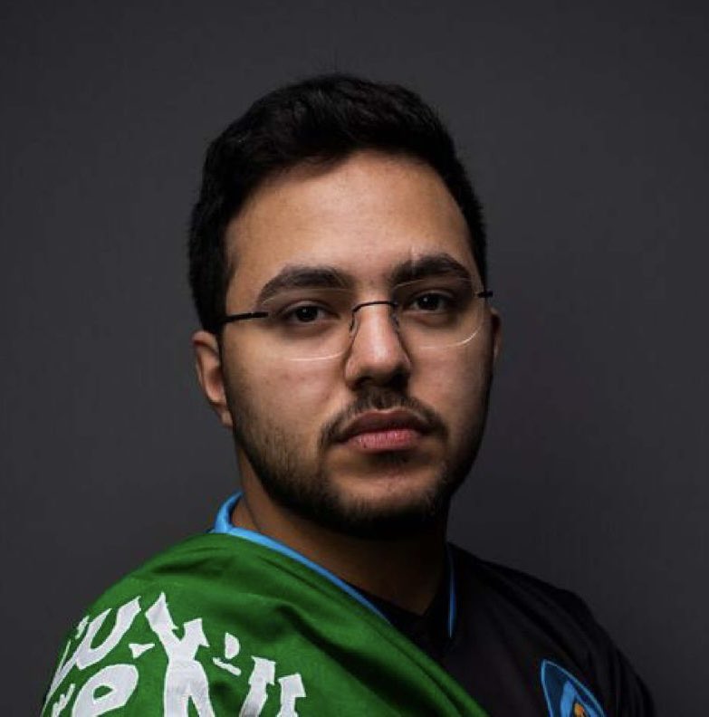 سـلوم tweet media