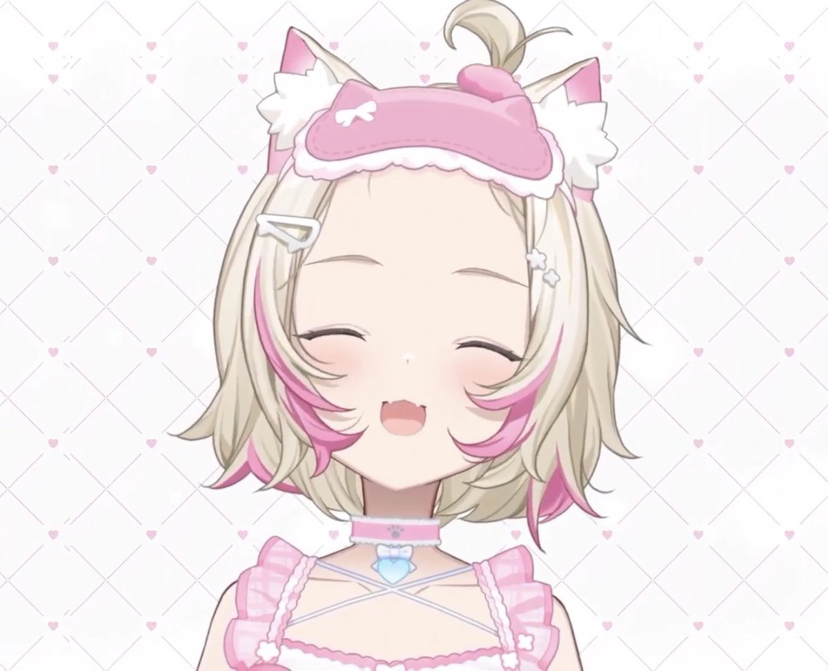 mpien6's tweet image. Look at them, so soft so cute🥰🥰🥰
And Mococo forehead😚

 #FWMCpajamas