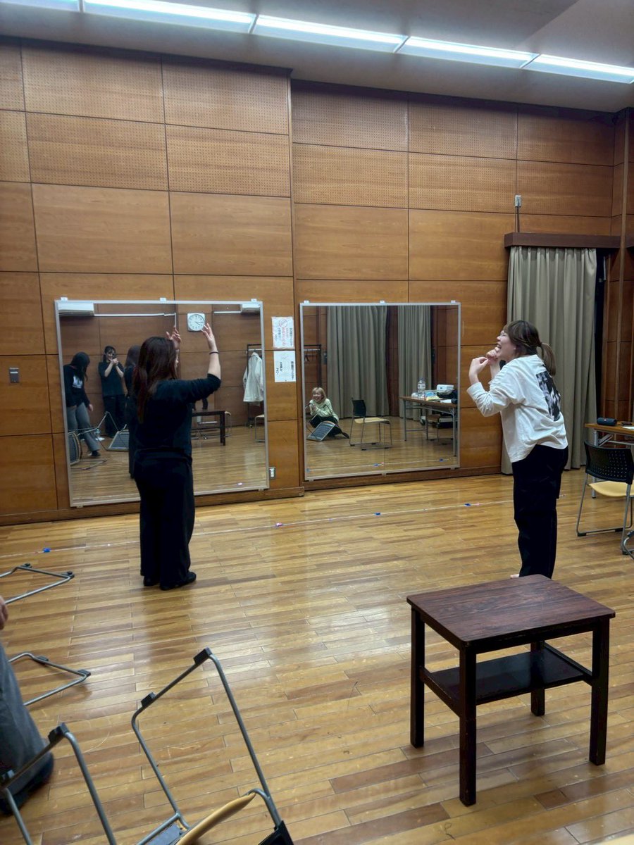 SHAN2 plann' presents『わたしの箱庭』

振り入れ進行中💭
役を深めて踊る。
踊ることで役を深める。

🎫x.gd/AnLUh

#わたしの箱庭