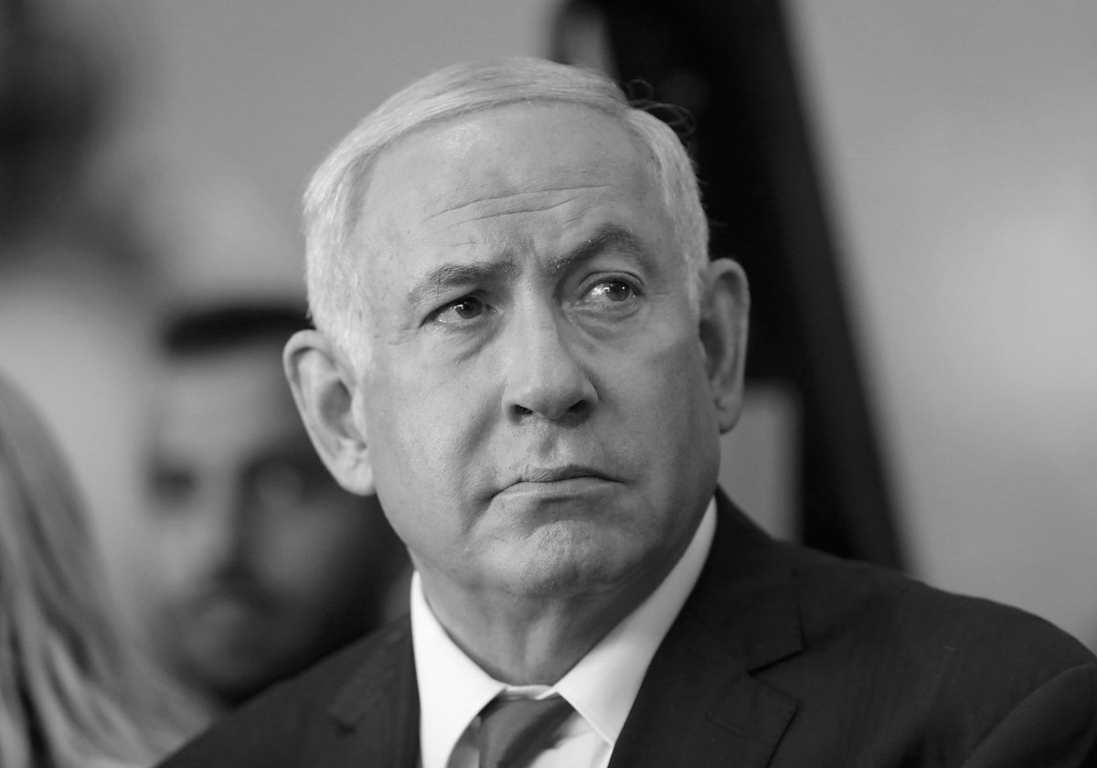 🚨 ATENÇÃO: Estão circulando imagens de Netanyahu supostamente ferido. CUIDADO! Agências de checagem confirmam que as fotos são geradas por IA. Não propague desinformação em um momento tão crítico da guerra. O gabinete oficial confirma que ele está ativo. #Israel #Iran