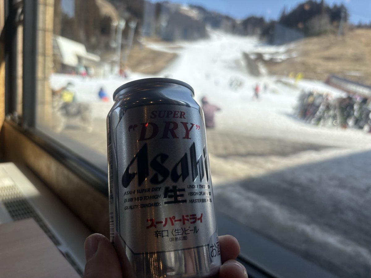 YZでは直樹がドリフトしてるらしいがこっちも今シーズン最後のドリフトしてる。
まずはハイオク満タンから。