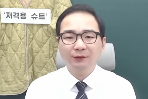 낙관론자는 부를 얻고

비관론자는 명성을 얻는다

부읽남vs라이트하우스
롱vs숏
????