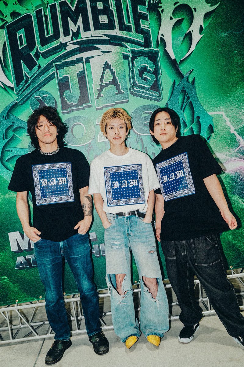RUMBLE_JAG's tweet photo. ✈️グッズ情報✈️

3月14日(土)・15日(日)
Aichi Sky Expo
RUMBLE×JAG 2026

3/15(日)
GIRAGIRASTAGE
この後11:00〜出演
May Forth ( @ForthMay )

着用物:
DxAxMコラボTee

お買い求めはCホールオフィシャル物販へ💨

#ゴロゴロでギザギザ https://t.co/ZAy56rlwrR
