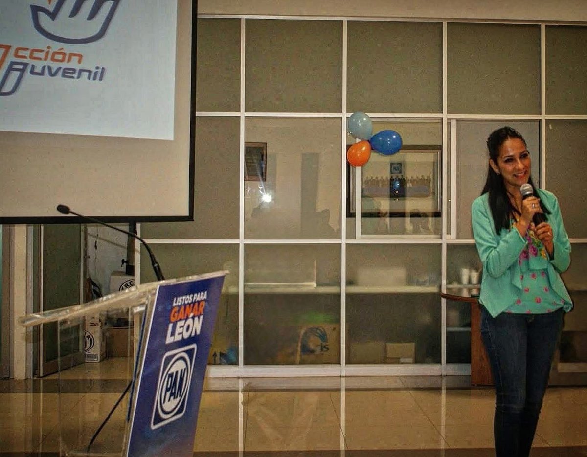 Libia Dennise tweet media