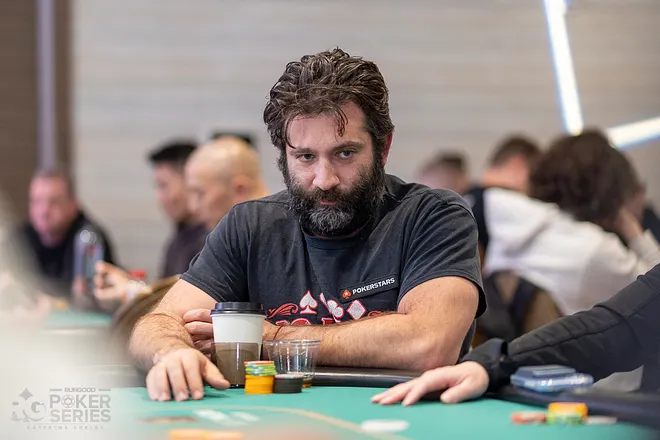 PokerNews tweet media