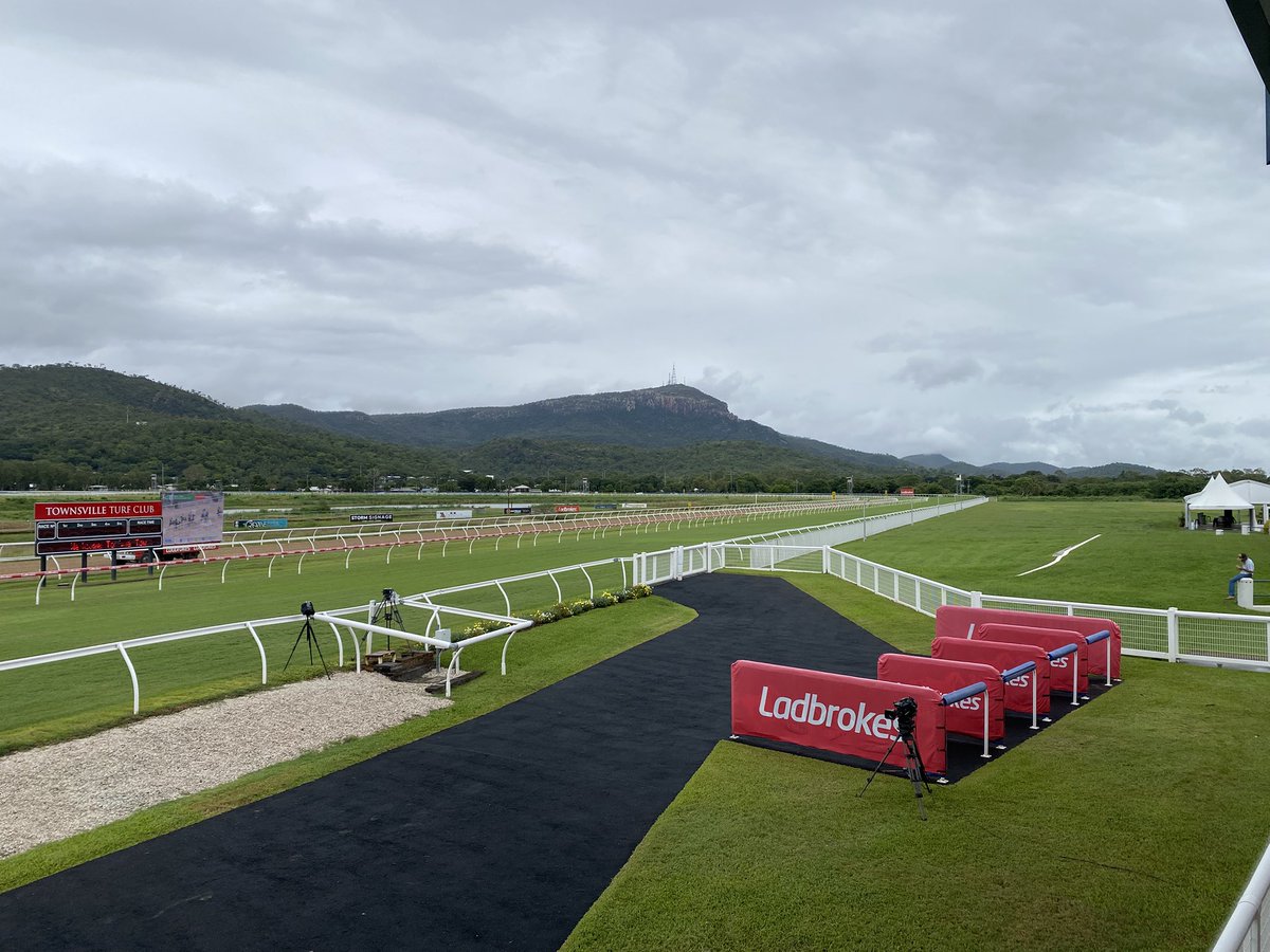 Michael Charge tweet media