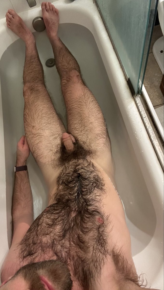 OtterDude69's tweet photo. Much needed 🛁 🦦 https://t.co/23c9N7siBU