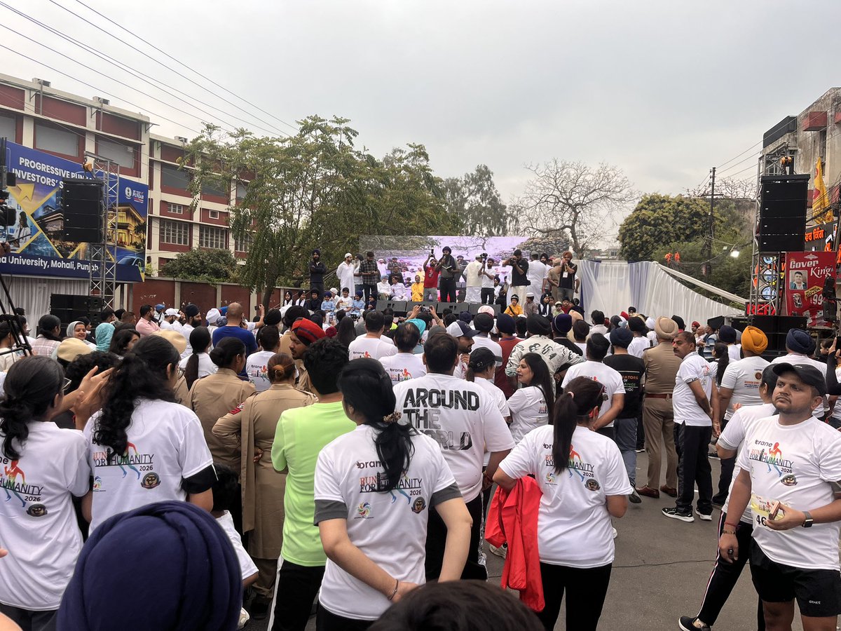 Gaurav Madaan tweet media