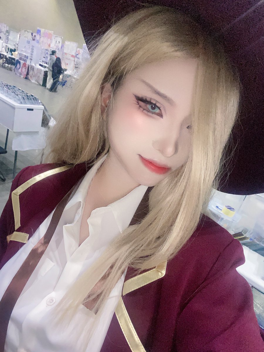 란츠_Lanz tweet media