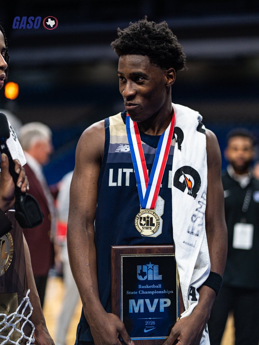 Lyndon Cook 🏀 tweet media