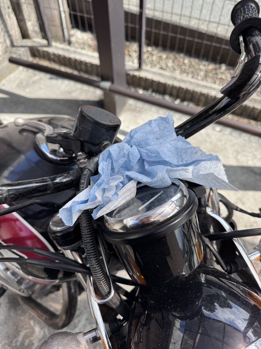 GDA1874's tweet photo. 花粉症の季節はキムタオル必須
油汚れを拭き取りつつ鼻もかめる https://t.co/36kEjw0OpD