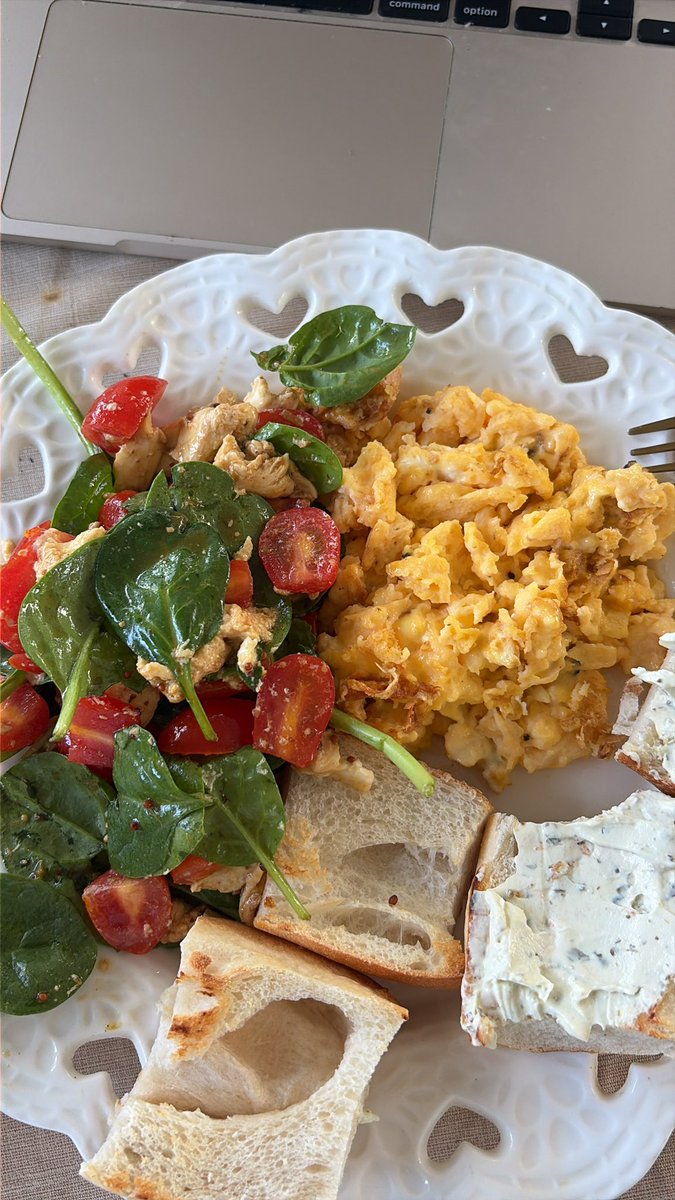 James CryptoGuru tweet media