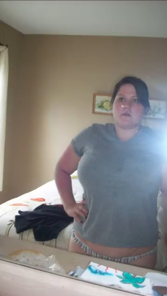 jessywelch81's tweet photo. If you would have told me 15
years ago that THIS would be my body and that 1 would LOVE it. I would have never believed you. I'm a millennial who comes from the height of diet culture
that glorified the skinniest body at ANY cost. Today,my mind has changed so much #gym #bodyshape https://t.co/DuMiDLN7Ru