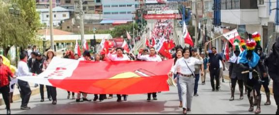 <a href="/VLADIMIR_CERRON/">Vladimir Cerrón</a> <a href="/ruth_cary/">Carina Palacios</a> ✏️ VIVA PERU LIBRE ✏️ ✊