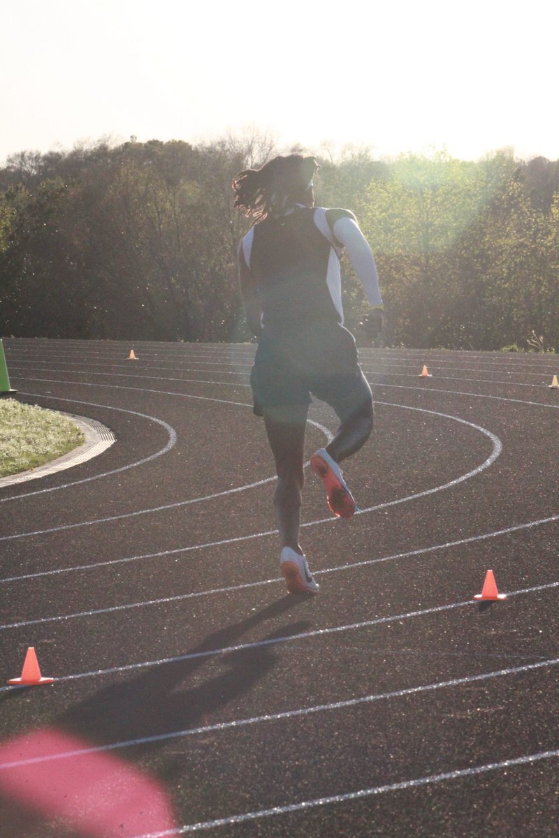 SRTtrev2's tweet photo. Last track meet at enterprise came in 1st 🥇 https://t.co/1zV0NJagiR