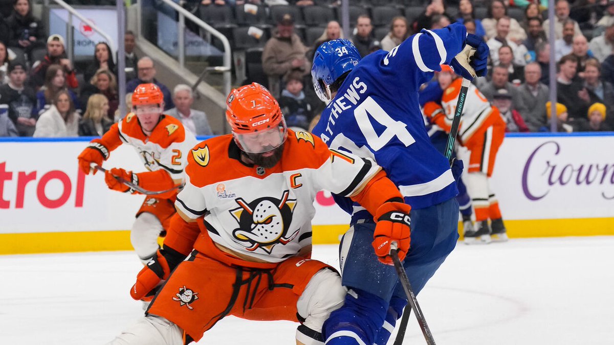 M. Frank Hegel tweet media