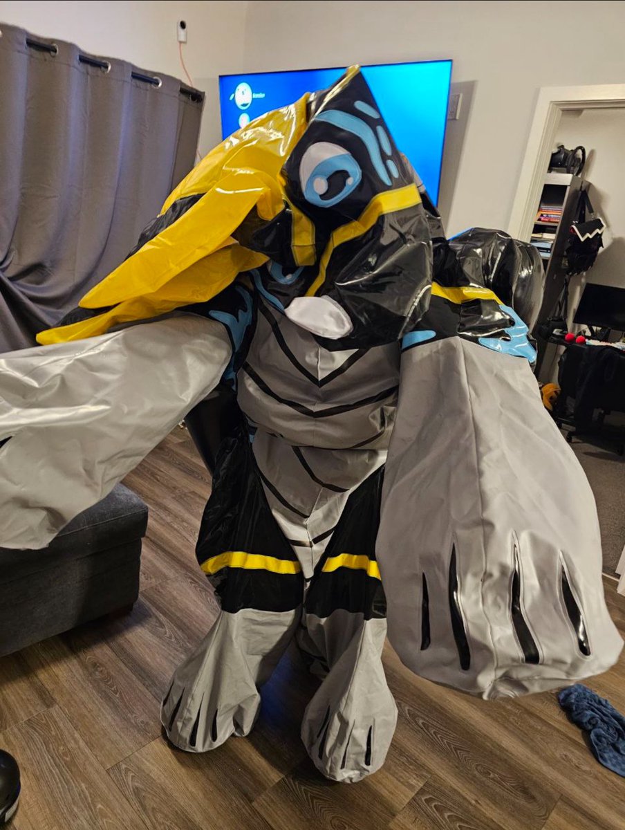 𝒟ℰ𝒱ℒ𝒪𝒞𝒦 🔜 PREY tweet media