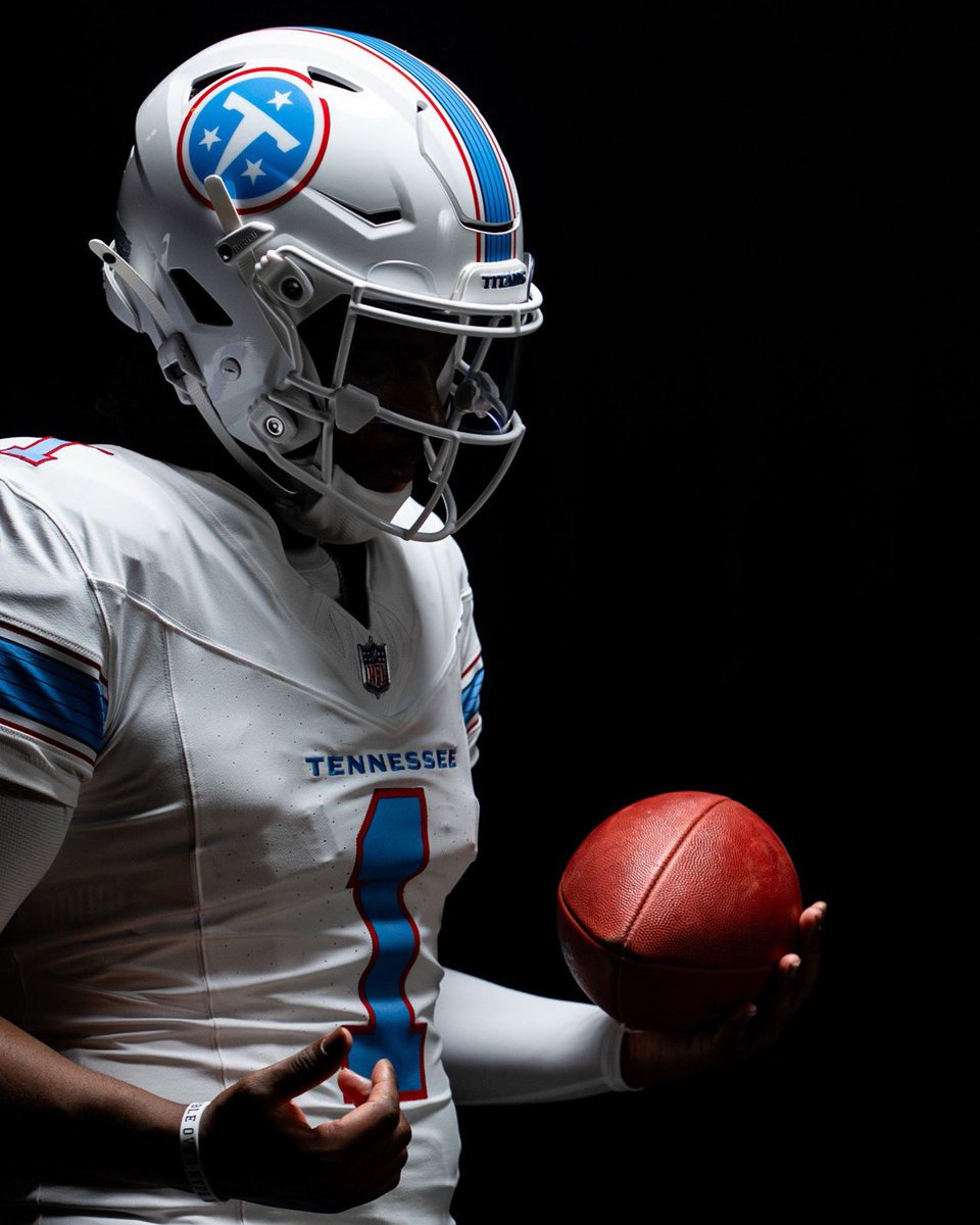 NFL Fashion Advice tweet media