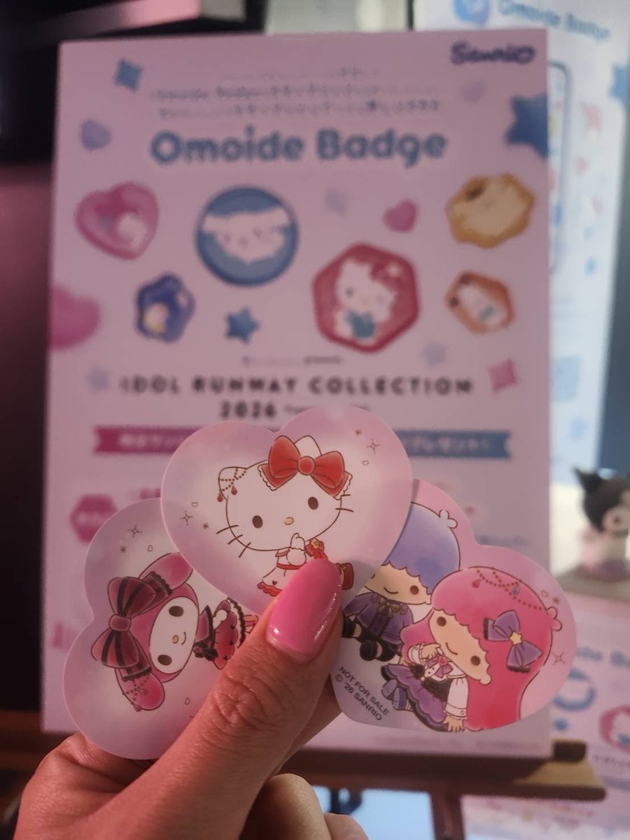 Omoide Badge（オモイデバッジ） tweet media