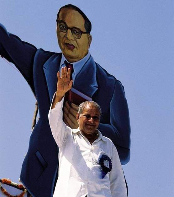 जिसकी जितनी संख्या भारी, उसकी उतनी भागीदारी 
बहुजन नायक,  मान्यवर कांशीराम साहेब 
जन्मतिथि पर शत शत नमन 🙏🙏🙏🙏🙏