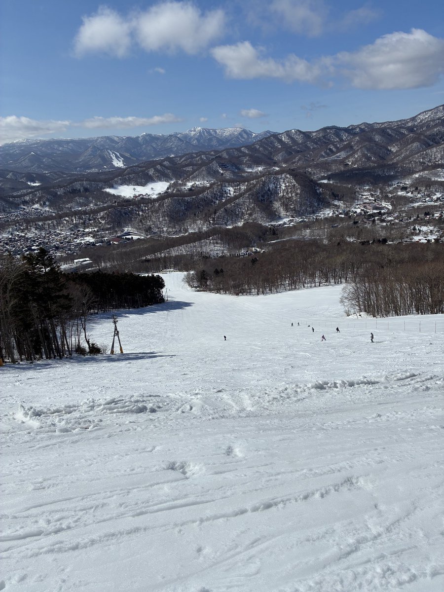 Gunpei0126's tweet photo. 藻岩山スキー来た https://t.co/5GXpXRsBdh
