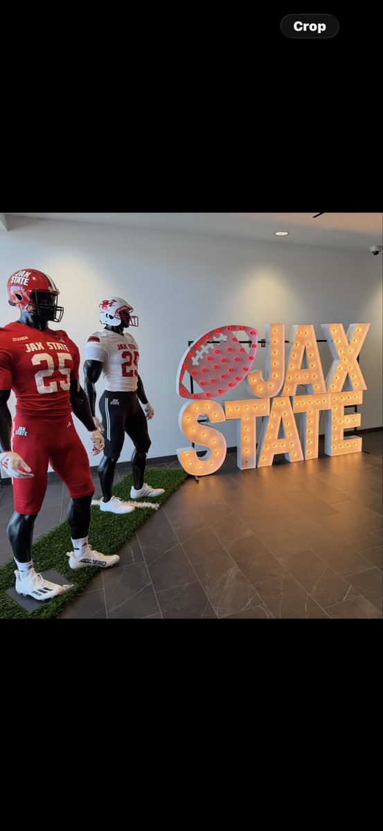 MaddoxHamp_LS's tweet photo. Incredible Junior Day at JAX STATE today! Thanks so much to the coaches and football staff for a first class experience. See you very soon!! #ACforever #BEARforLife #ALLforCHRIST
@DFloyd02
@BradleyBearsFB @JSUGamecockFB @CoachKellyJSU @maxwellthurmond @JAJones1218 @CoachBertB https://t.co/GsR3K2PKNu