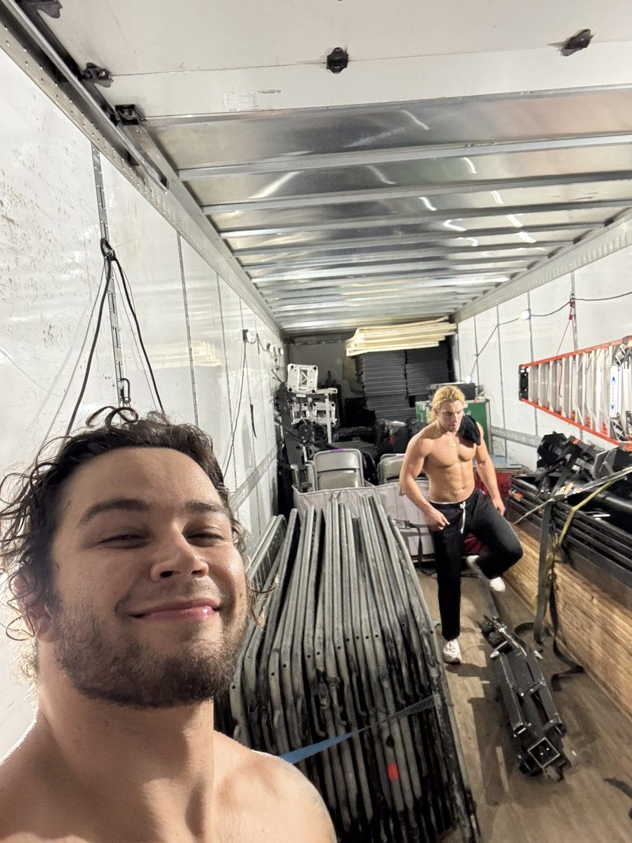 Shiloh Hill tweet media