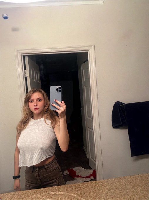 Randall Oakleigh 🌸🌷 tweet media