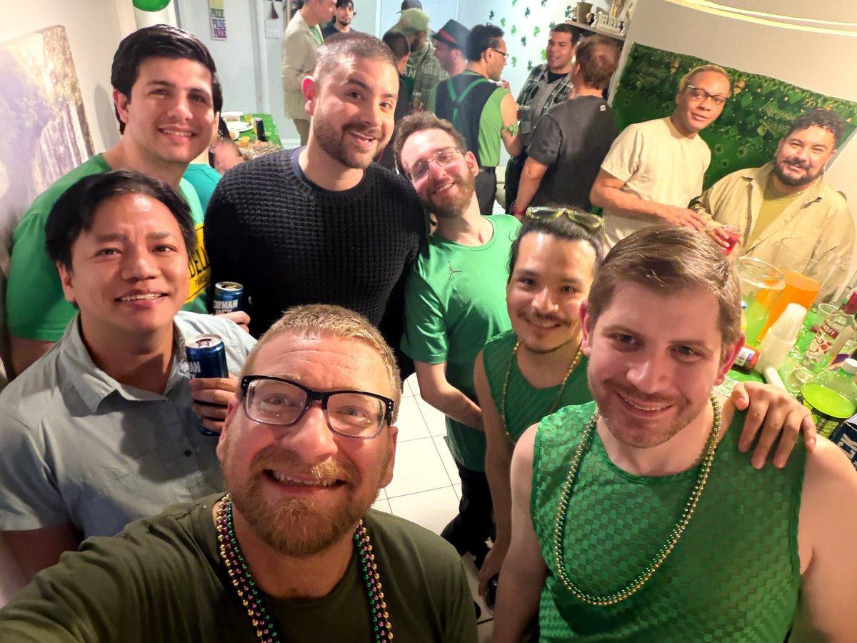 Red Ginger tweet media