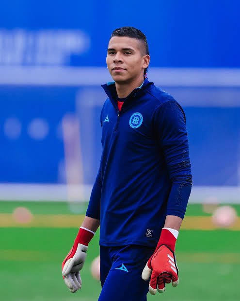 Mirrey Blue tweet media