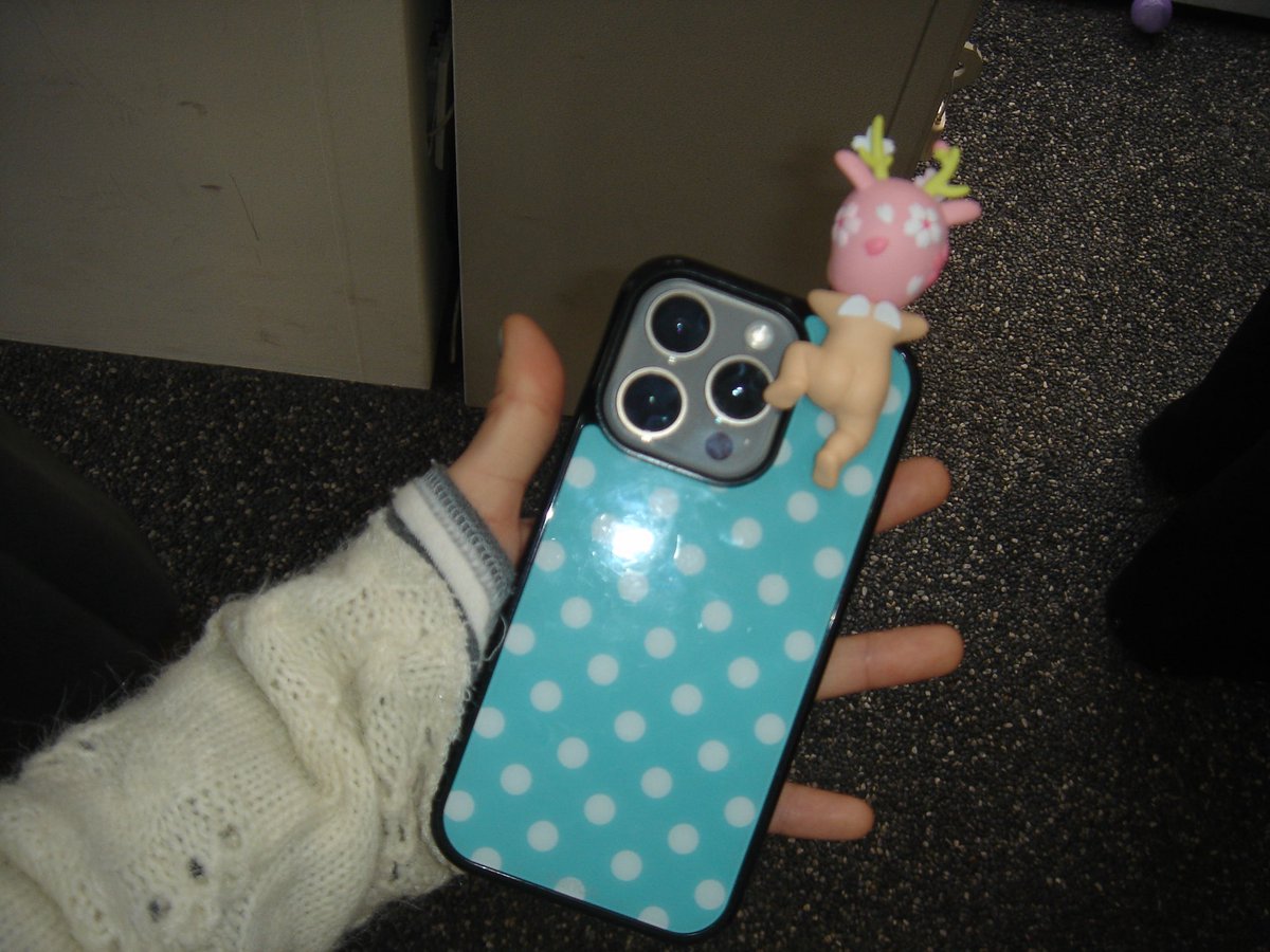 33 👩🏾‍❤️‍💋‍👩🏼🪷🍄💌 tweet media