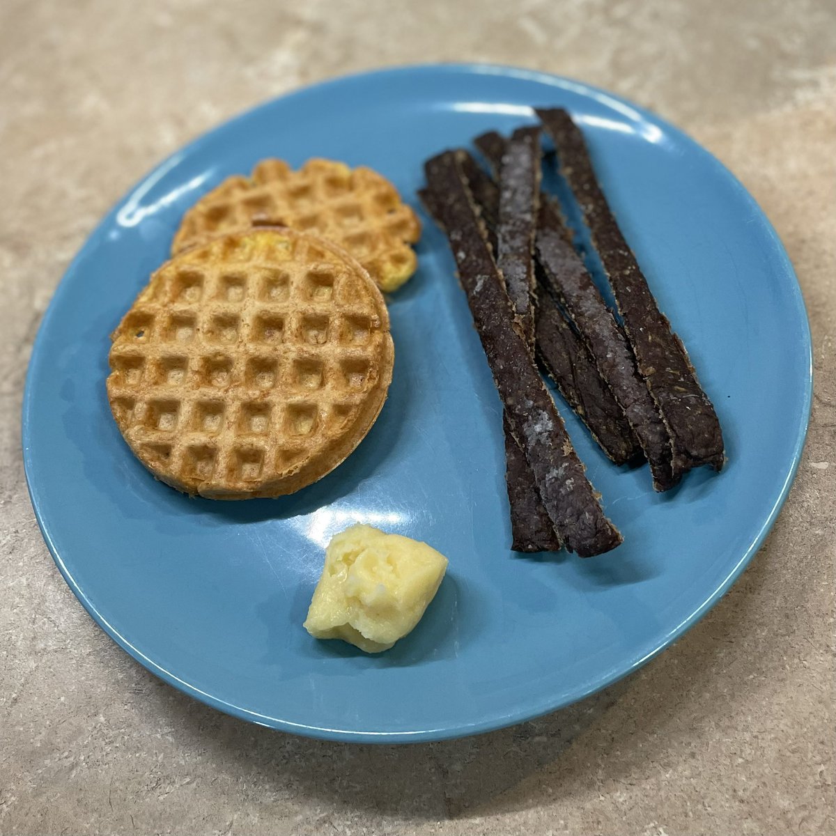CarnivoreFriend's tweet image. What I ate today:

My first meal was a 7oz burger patty with 2 fried eggs and 2 eggy is waffles.

My other meal was 2 more eggy waffles and 6 pieces of homemade beef jerky.

I also had a spoonful or two of beef tallow with salt (not shown)

#Carnivore #CarnivoreDiet #Keto