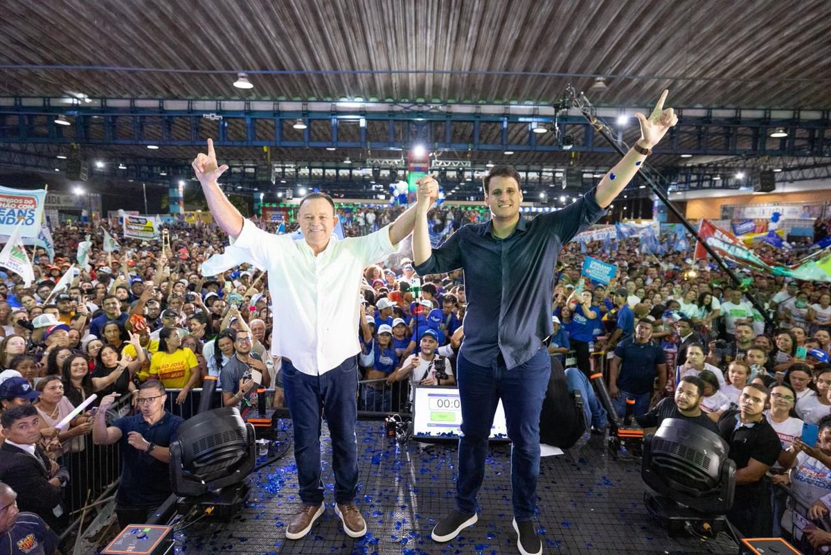 Hoje foi um dia emocionante em São Luís. No Multicenter Sebrae, ao lado de lideranças políticas, prefeitos, vereadores, militantes e de tanta gente que acredita no Maranhão, participamos do lançamento da nossa pré-candidatura.
