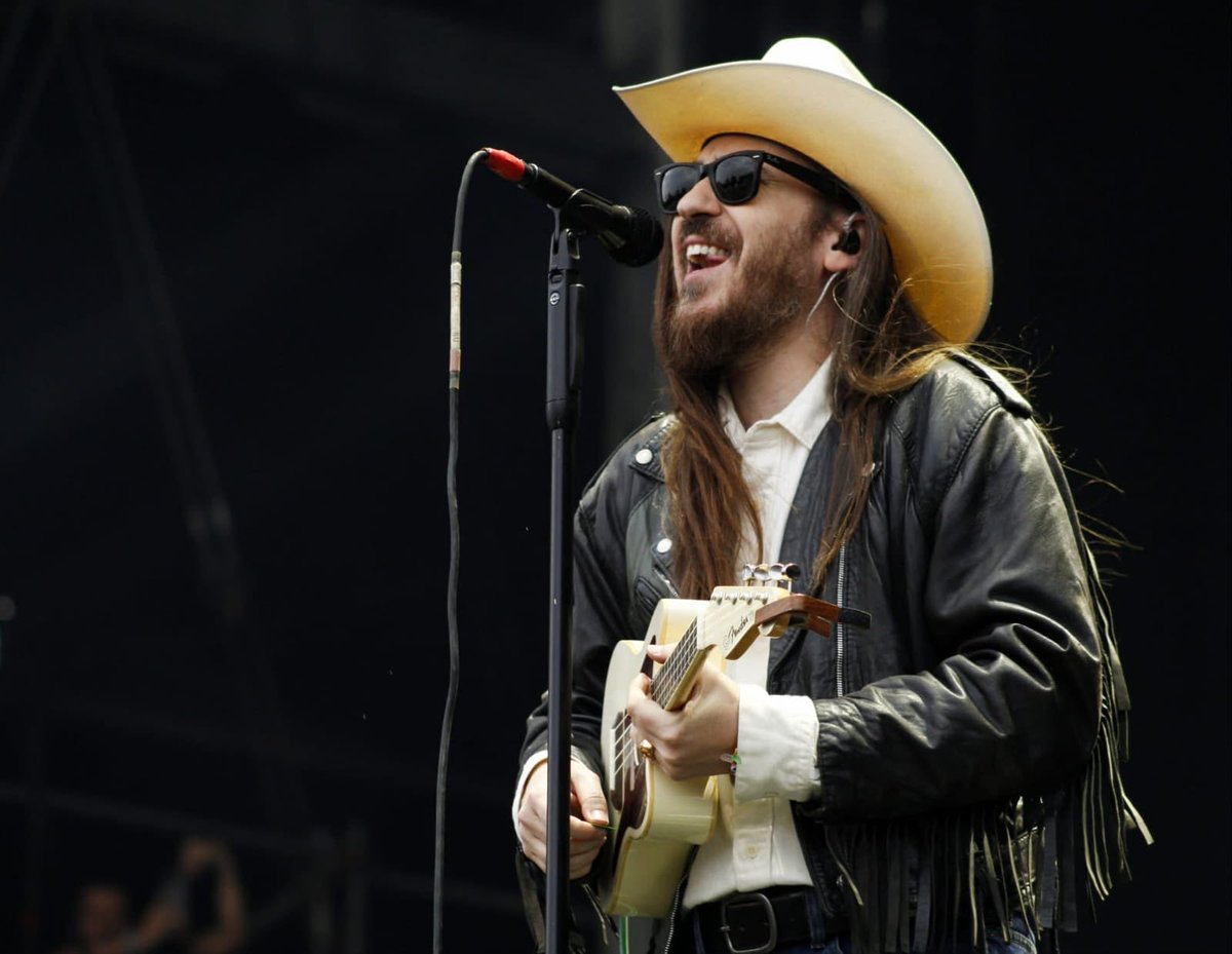 Inherente Rock tweet media