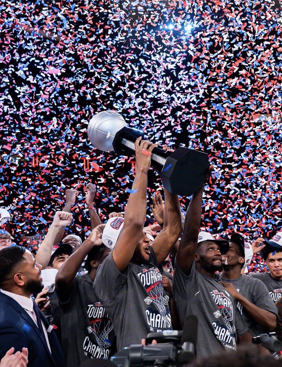 JohnniesTape's tweet photo. To Johnnie Nation — you’re the reason this account keeps going. I love posting for all of you. I’m just a diehard fan who loves St. John’s basketball.

The next beer I crack is for Johnnie Nation. We deserve this. Cheers! 🍻

#SJUBB https://t.co/t2WqR3d1cz