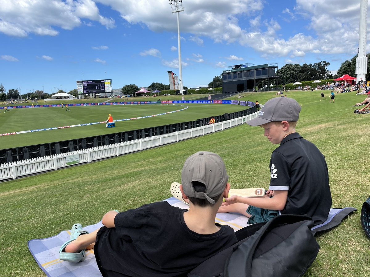 Benjamin tweet media