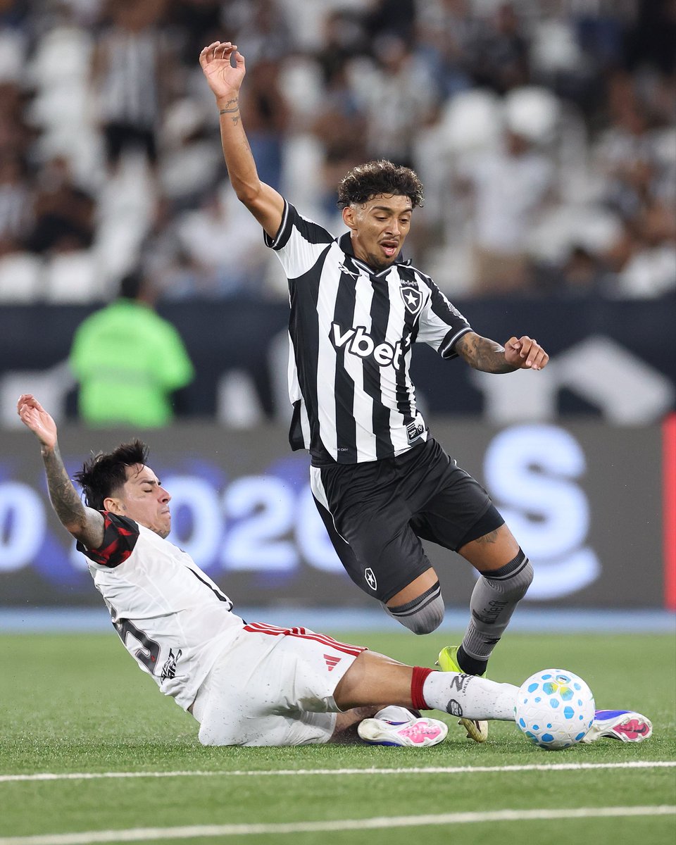 Pedro ★彡 tweet media