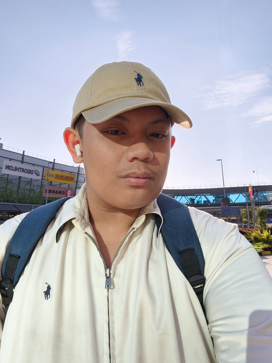 dani photographer tweet media