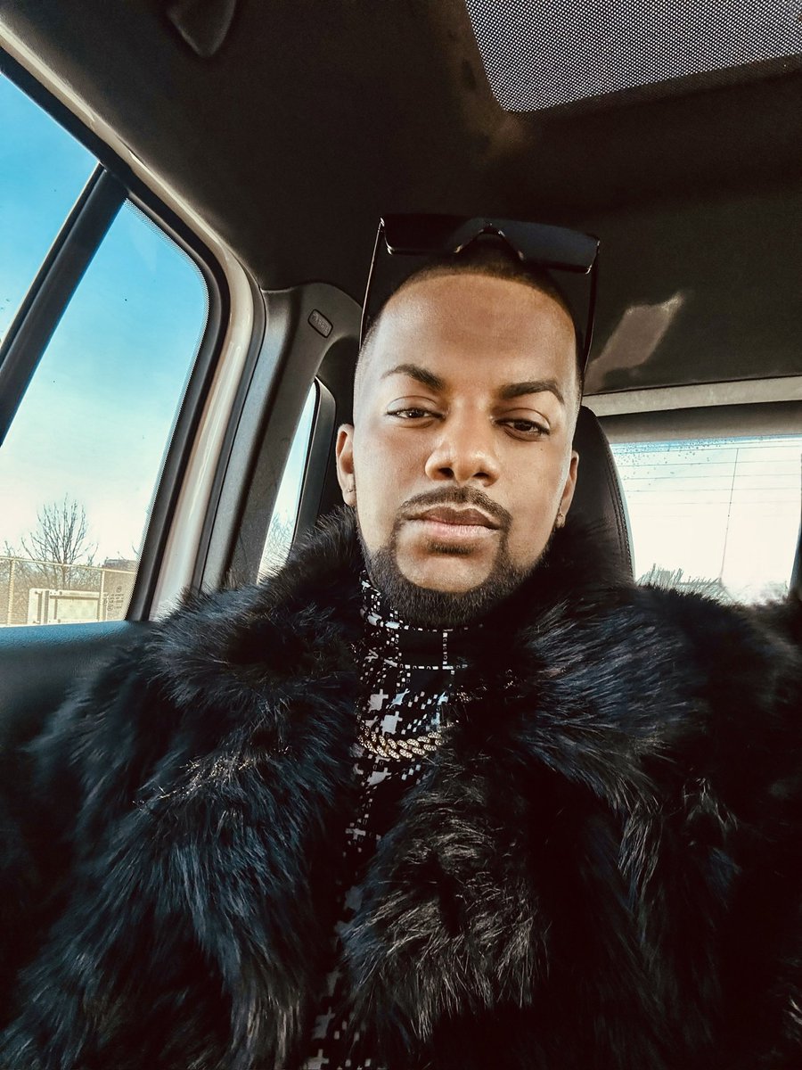 “𝕋𝕙𝕖 𝔾𝕚𝕗𝕥” 𝐁𝐑𝐈𝐀𝐍 𝐅. 🍉 tweet media