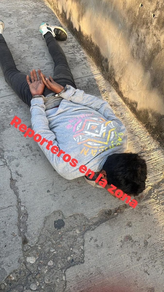 🚨🚔Captura el grupo de motorizado de la Guardia Estatal de Tampico a peligroso asaltante de Oxxos; gracias a una rápida acción lograron alcanzarlo, detenerlo, y desarmarlo para llevarlo preso y poner a disposición la 🔫 y el 🔪 con el que amagaba a sus víctimas🚔🚨