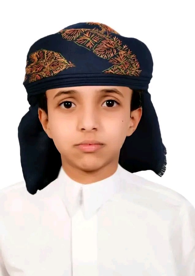 أكمل حفظ القران الكريم غيباً ...
هذا الطفل في محافظة البيضاء اليمنية 🇾🇪 توج والديه بفرحة ختم القران.
اللهم احفظه بحفظك وما شاء الله تبارك الرحمن
#رمضان_کریم  #خواتم_مباركة #القران