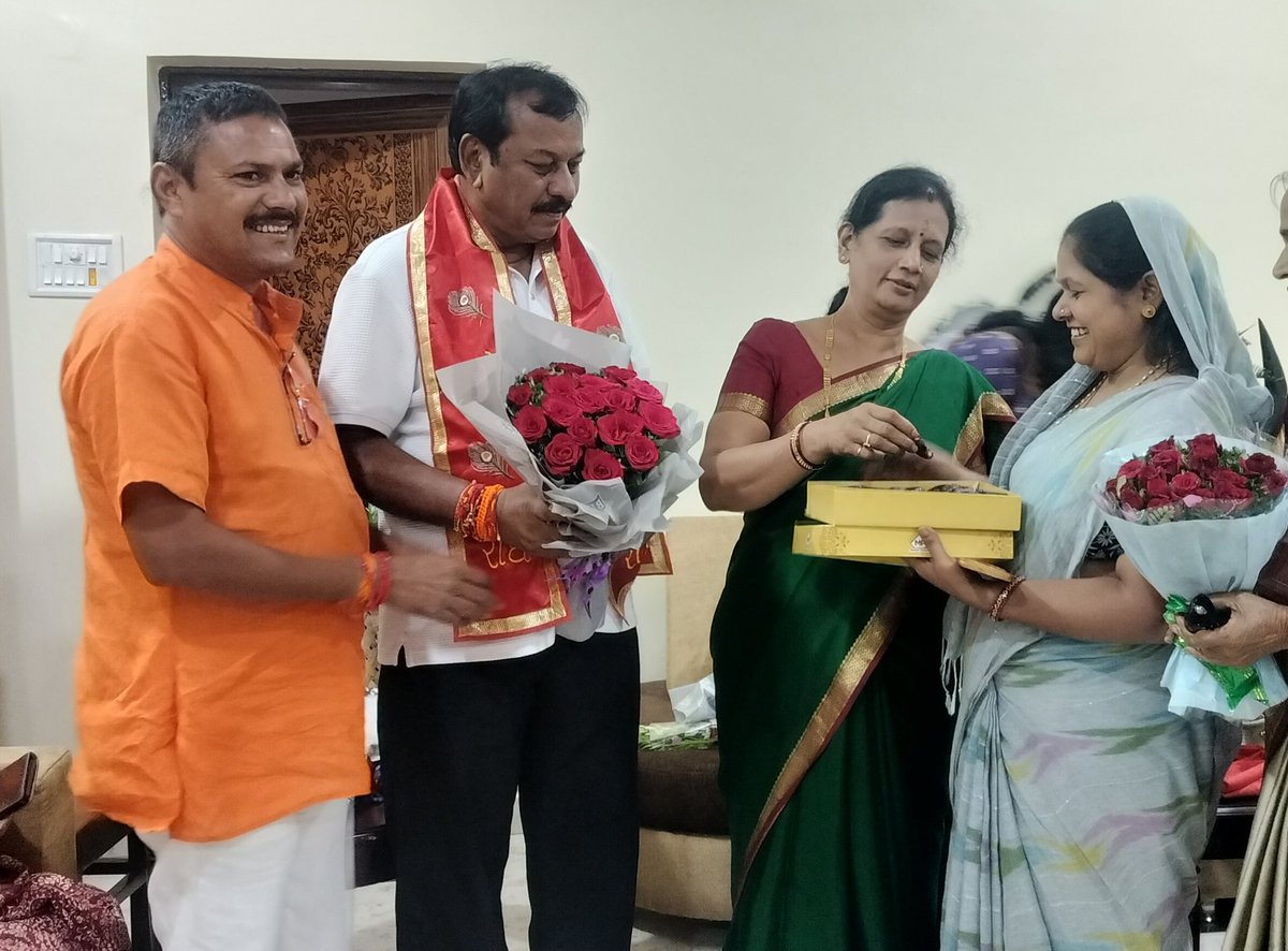 दुर्ग लोकसभा के लोकप्रिय सांसद, जननायक सुख दुख के साथी, परम श्रद्धेय आदरणीय भैया श्री #विजय_बघेल_जी को #जन्मदिन की बहुत बधाई एवं हार्दिक शुभकामनाएं आप स्वस्थ रहे दिर्घायु हों
🪴🪴🪴🪴🪴
<a href="/vijaybaghelcg/">Vijay Baghel</a>  <a href="/BJP4CGState/">BJP Chhattisgarh</a>