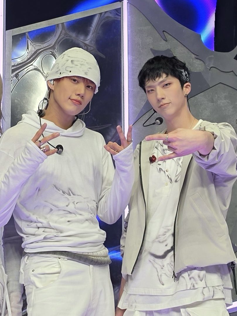 탁즁.zip tweet media