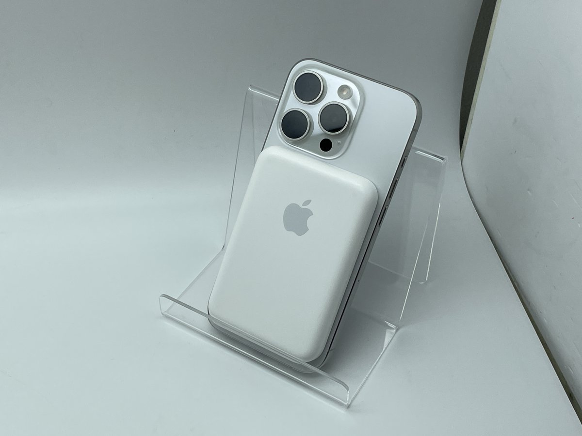 まだモバイルバッテリーで悩んでる？】 答えはこれ👇 🍎 Apple純正