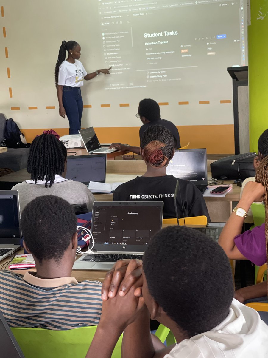 Benjamin Wakida tweet media