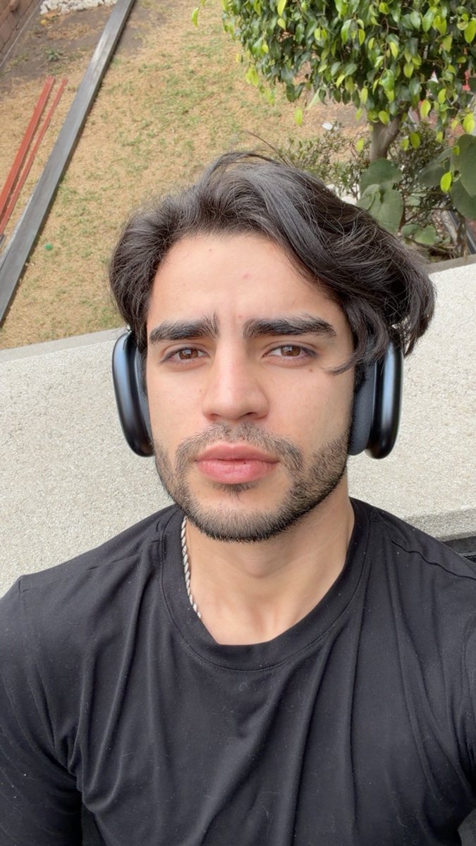 Aaron Mercury tweet media